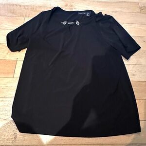Black Tahari Short Sleeve Top
